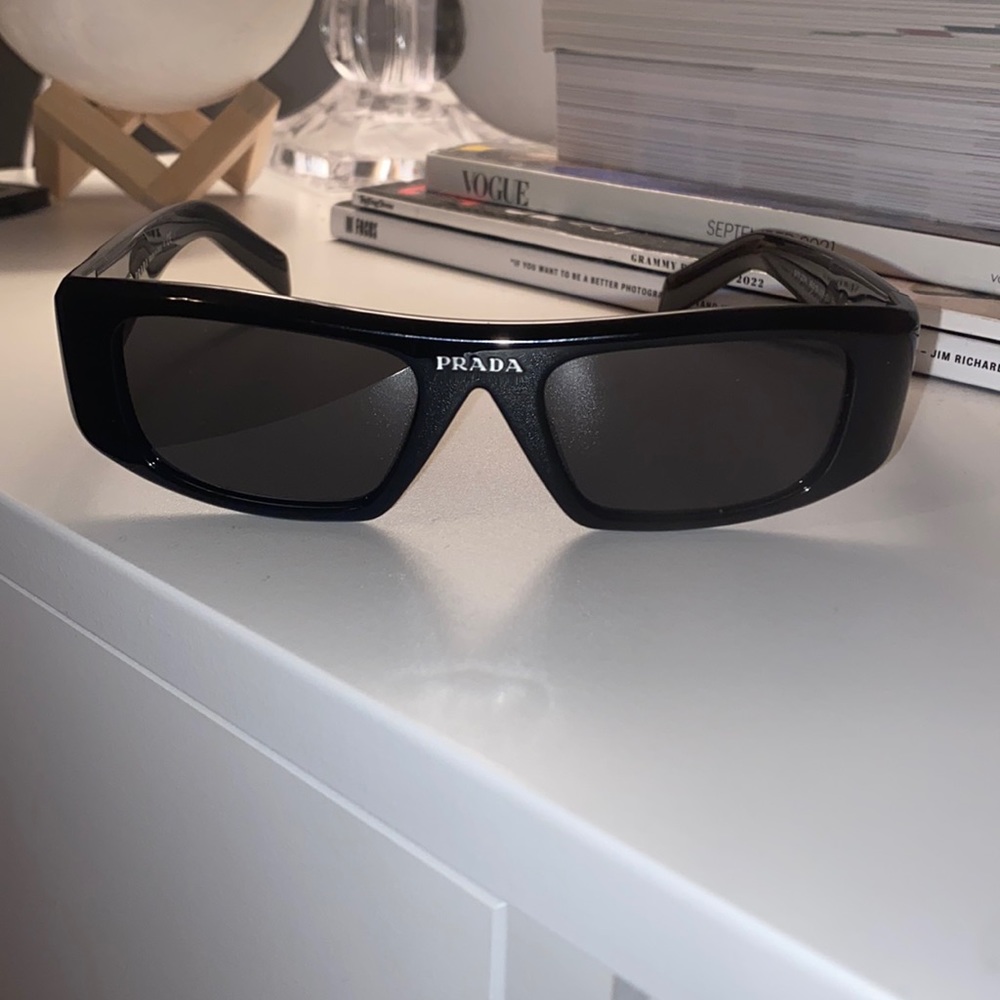 PRADA (X RAF SIMONS CATWALK SUNGLASSES)